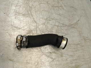 патрубок интеркулера Volkswagen Touareg 2 поколение [рестайлинг] 2015, 3.0 л., TDi, CVVA, дизель, АКПП, серый, внедорожник 5 дв., полный привод, 7P0145708B