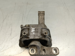 подушка крепления двигателя Volkswagen Tiguan 1 поколение 2010, 2.0 л., TDi, CFFB, дизель, 6МКПП, внедорожник 5 дв., передний привод, 5N0199262E
