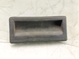 кнопка открытия багажника Volkswagen Touareg 2 поколение [рестайлинг] 2015, 3.0 л., TDi, CVVA, дизель, АКПП, серый, внедорожник 5 дв., полный привод, 5N0827566