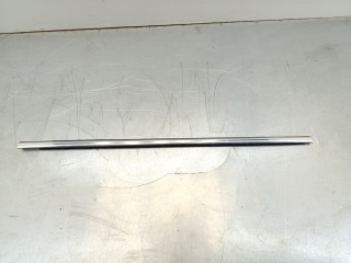 молдинг двери задней левой Volkswagen Touareg 2 поколение [рестайлинг] 2015, 3.0 л., TDi, CVVA, дизель, АКПП, внедорожник 5 дв., полный привод, 7P0839475G