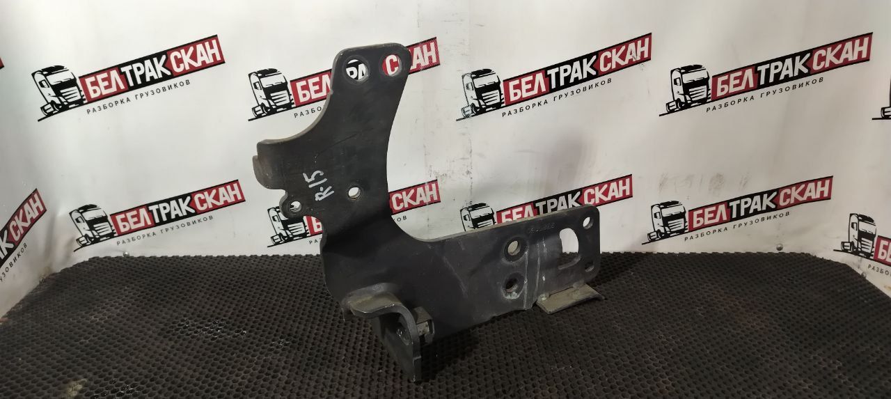 Крепление бампера переднего Scania R 6 серия 2019, OC13 101, газ, АКПП, chilli red, задний привод, 2785050, 2343464 - фото №1