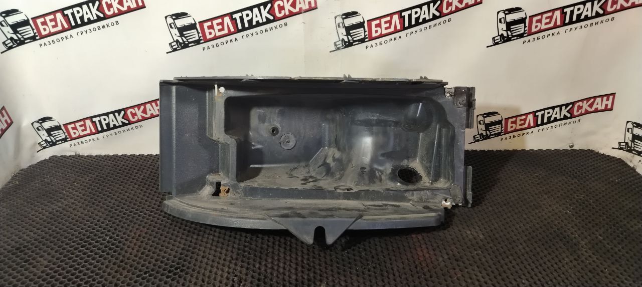 крепление фары правой Scania R 5 серия 2014, 12.7 л., DC 13.115, дизель, АКПП, blue mediterranean, задний привод, 1936675, 1790007, 1431921 - фото №1