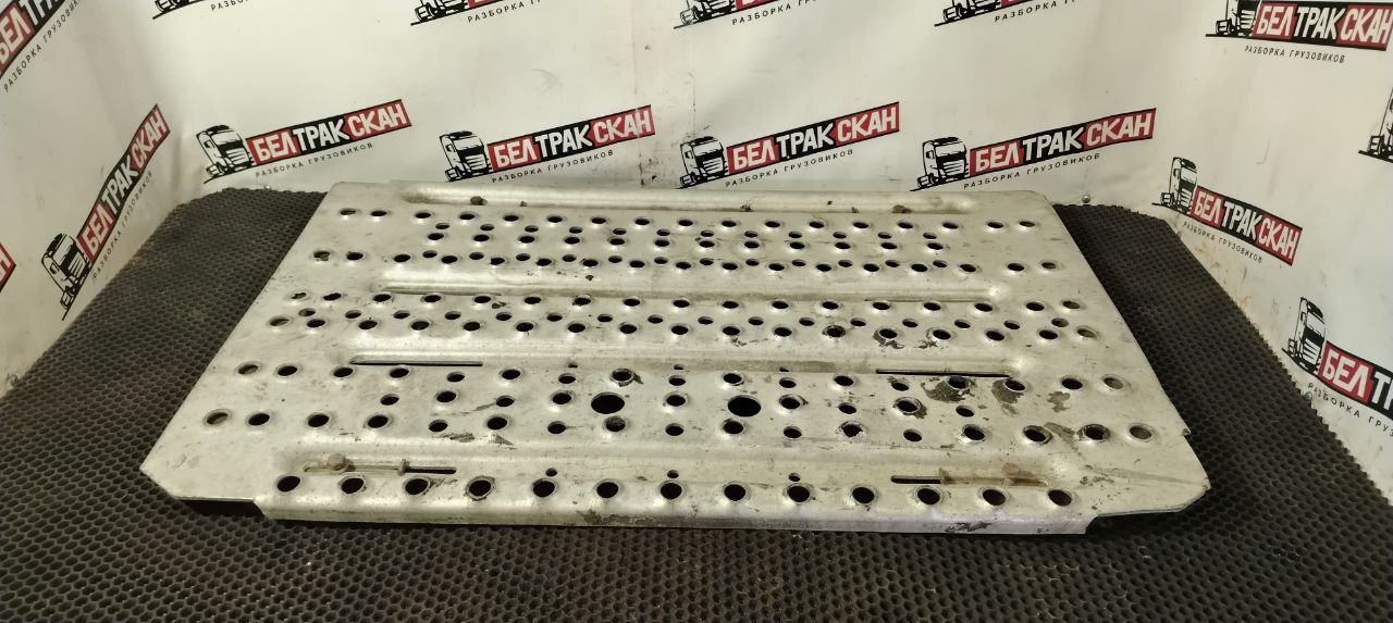 трап на раму Scania R 5 серия 2012, 11.7 л., DC 12.15, дизель, АКПП, white ivory, задний привод, 2049623, 1879148, 1460915, 1407386, 1368000, 1412041, 1518284, 1764723, 1375865, 1368002 - фото №1