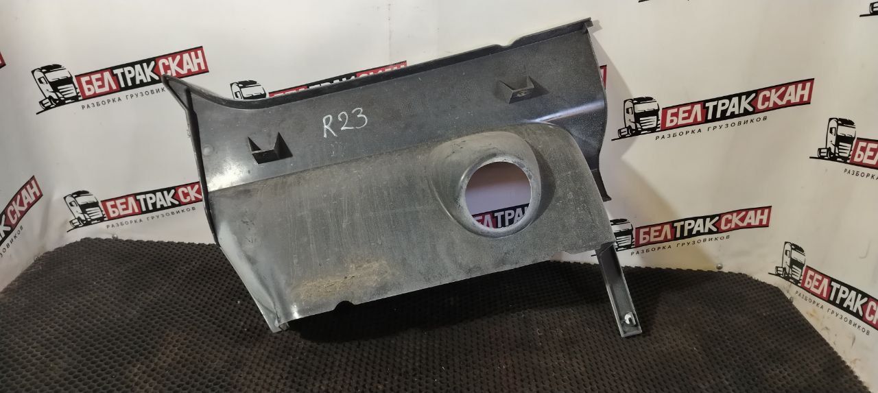 накладка подножки Scania R 5 серия 2012, 11.7 л., DC 12.15, дизель, АКПП, white ivory, задний привод, 1442653 - фото №1