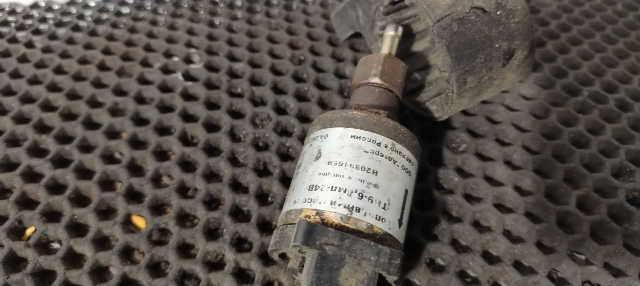 топливный насос Вебасто (Webasto) Scania R 6 серия 2021, 12.7 л., DC 13.148, дизель, АКПП, white ivory, задний привод, TN9-6.8ML-24V - фото №1