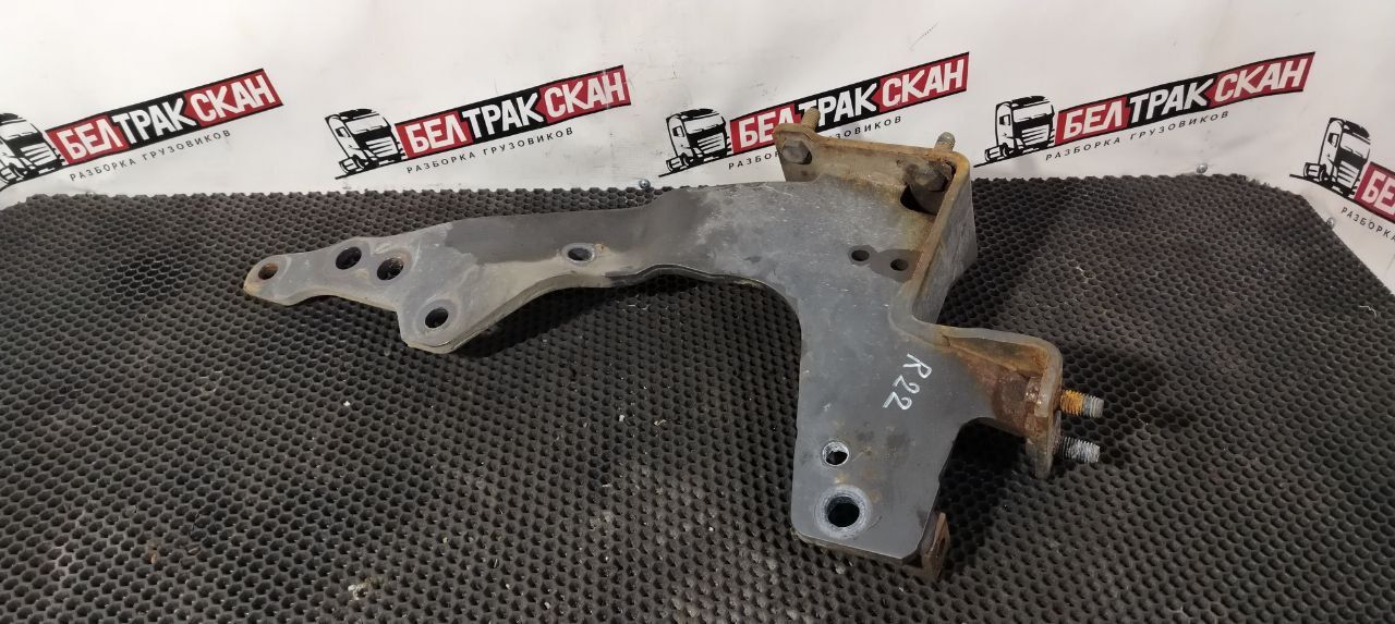 Крепление бампера переднего Scania R 5 серия 2013, 12.7 л., DC 13.121, дизель, АКПП, 1802167 - фото №1