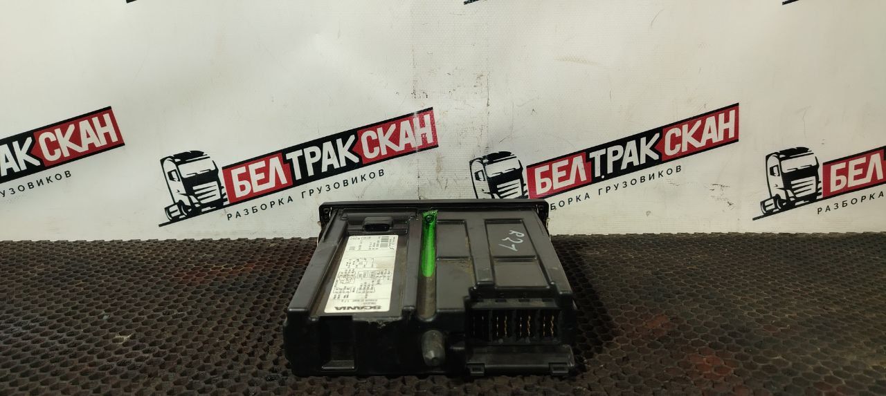 тахограф Scania R 5 серия 2011, 11.7 л., DC 12.15, дизель, АКПП, white ivory, задний привод, 2236784, 2785927, 2785440, 2628965, 2412396, 1867376, 1792358, 1783076, 1775505, 1766043, 1742937, 2236789, 1903245, 1880866, 1887575, 1867381, 1792366, 1783221, 1775985, 1760317, 2035649, 2035646, 1903244, 2858859 - фото №1