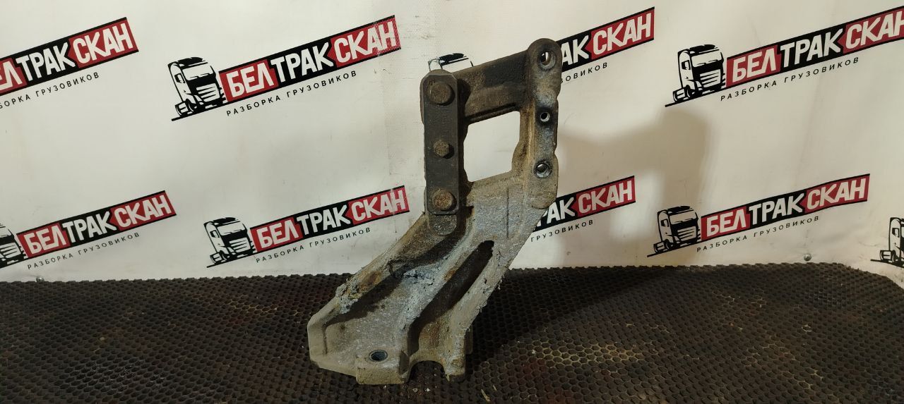 крепление ( кронштейн ) крыла Scania R 6 серия 2021, 12.7 л., DC 13.148, дизель, АКПП, white ivory, задний привод, 2670305, 2638179, 2354736, 2325574 - фото №1