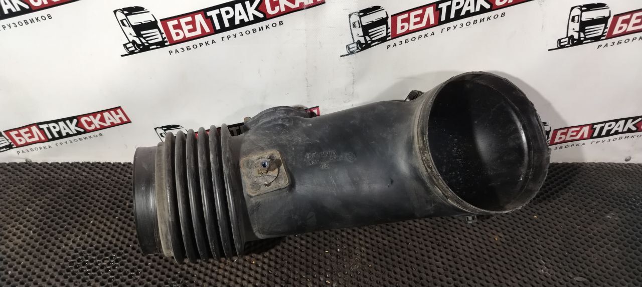 воздуховод Scania R 5 серия 2013, 12.7 л., DC 13.112, дизель, АКПП, red cherry, задний привод, 2094103, 1727876 - фото №1