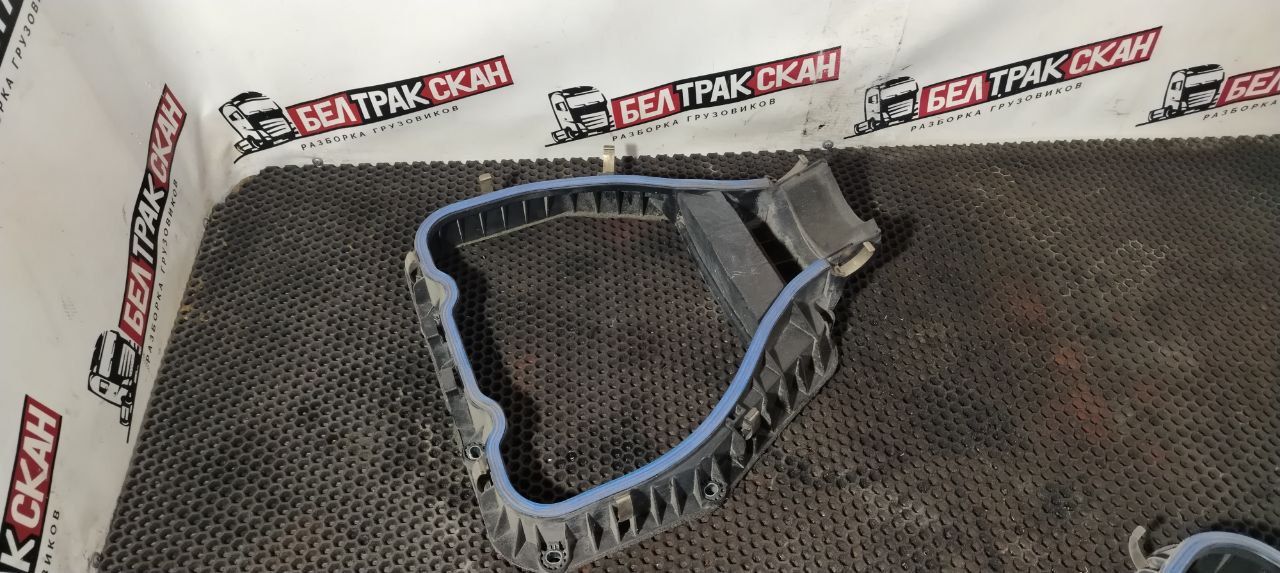 кожух электрических разъемов Scania R 5 серия 2012, 12.7 л., DC 13.121, дизель, АКПП, white ivory, задний привод, 1736908, 1479372 - фото №1