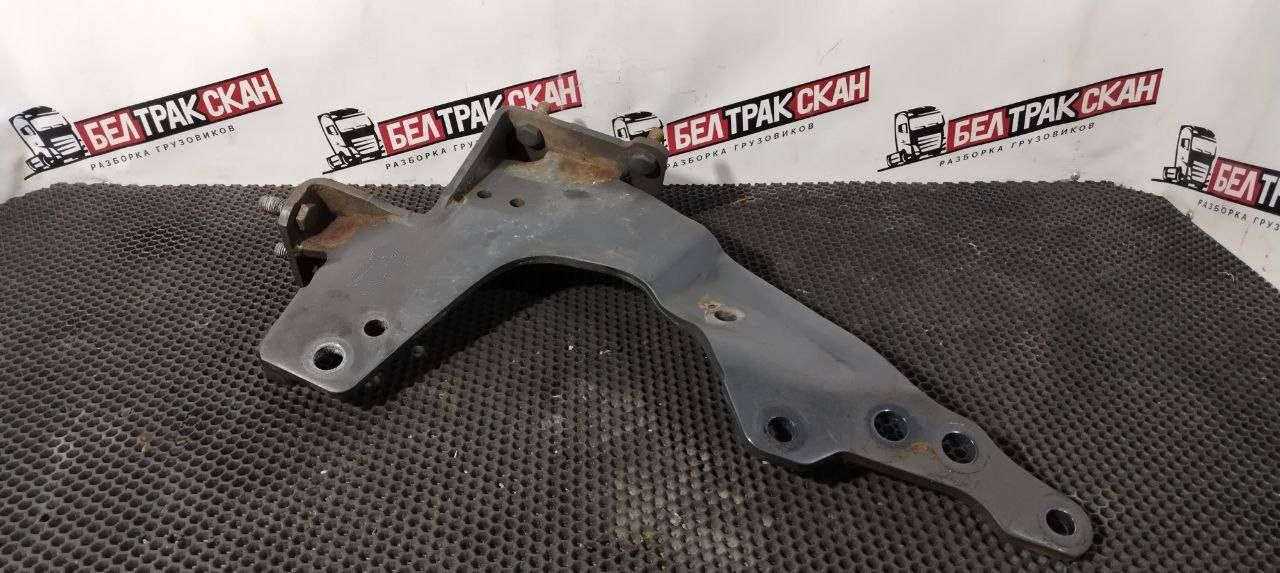 Крепление бампера переднего Scania R 5 серия 2013, 1802166 - фото №1