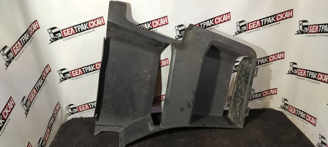 накладка подножки Scania R 6 серия 2019, OC13 101, газ, АКПП, chilli red, задний привод, 2559302, 2559298, 2226528 - фото №1