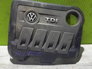 декоративная крышка двигателя Volkswagen Passat B7 2013, 2.0 л., дизель, 03L103925S, 03L103925T, 03L103925AA, 03L103925R