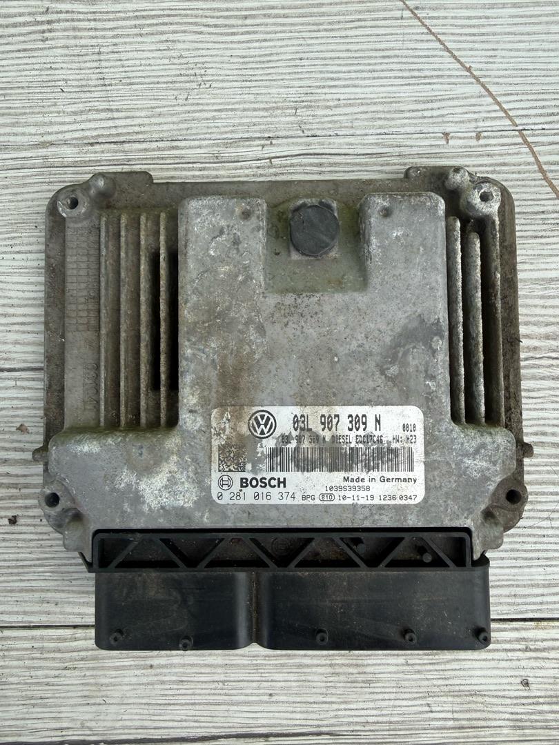 блок управления двигателем Volkswagen Passat B7 2013, 2.0 л., дизель, 03L907309N - фото №1