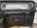 панель передняя салона (торпедо) Jeep Wrangler 4 поколение 2022, 2.0 л., бензин - фото №4