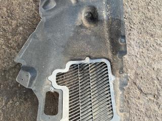 защита арок передняя правая (подкрылок) Rolls-Royce Cullinan 1 поколение 2022, 6.6 л., N74 B66 A, бензин, 7441322