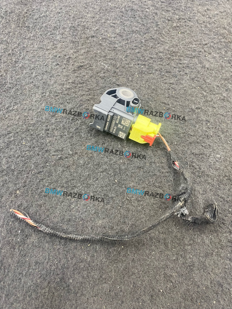 датчик удара Porsche Taycan 1 поколение 2023, электро, c9x, универсал, полный привод, 4N0959651D - фото №1