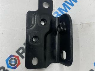 кронштейн (крепление) BMW X2 U10 2025, 2.0 л., бензин, АКПП, белый, внедорожник 5 дв., передний привод, правый руль, 9883577