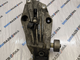 кронштейн двигателя BMW 7 серия G11/G12 G11 2017, 4.0 л., дизель, x03 rubin-metallic black, седан, полный привод, 6861559, 6861555, 22116861559