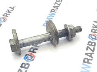 болт развальный Porsche Taycan 1 поколение 2022, электро, m7r, седан, полный привод