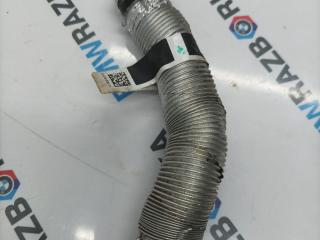 масляная трубка турбины BMW X5 G05 2021, 4.0 л., B58B30C, гибрид, АКПП, 475 black-sapphire metallic, внедорожник 5 дв., полный привод, 8679020