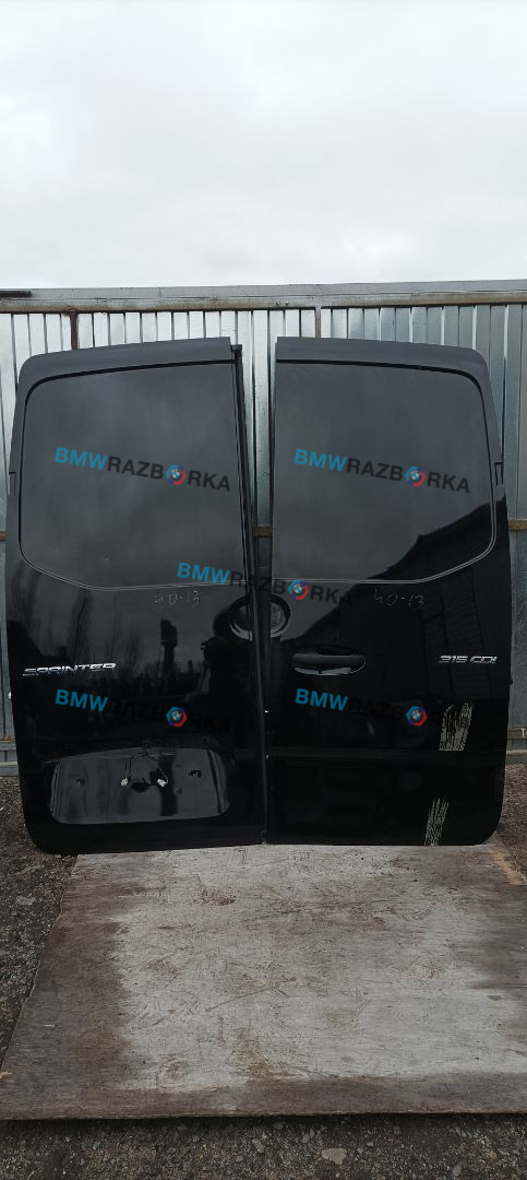 дверь задняя распашная правая Mercedes-Benz Sprinter W907/W910 W910 2022, 2.0 л., OM 654.920, дизель, 6МКПП, микроавтобус, передний привод - фото №1