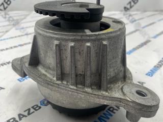 подушка крепления двигателя Mercedes-Benz V-Класс W447 [рестайлинг] W447 2024, 2.0 л., OM 654.920, дизель, АКПП, черный обсидиан металлик mb 9197, микроавтобус, задний привод, A4472411400