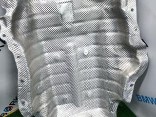 тепловой экран глушителя BMW X6 G06 [рестайлинг] G06 2024, 3.0 л., B58B30P, бензин, АКПП, 416, внедорожник 5 дв., полный привод, 9477792