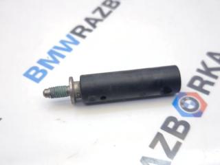 кронштейн радиатора BMW X2 F39 2019, 2.0 л., B48A20E, бензин, 475, полный привод, 17118605551, 8605551