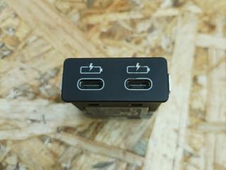 разъем AUX / USB BMW M3 G80/G81 G80 2023, 3.0 л., S58B30A, АКПП, седан, полный привод, 5A84160