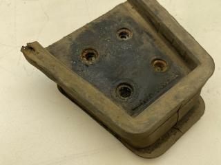 отбойник рессоры передний Mercedes-Benz Sprinter W907/W910 W907 2020, 2.2 л., OM651 DE22LA, дизель, 6МКПП, 9147, микроавтобус, задний привод, правый руль, A9063220019, 9063220019