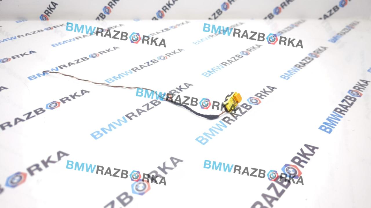 разъем (фишка) проводки Porsche Taycan 1 поколение 2022, электро, универсал, полный привод, правый руль, 4M1972562 - фото №1