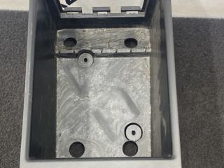 вещевой ящик центральной консоли BMW M2 G87 2022