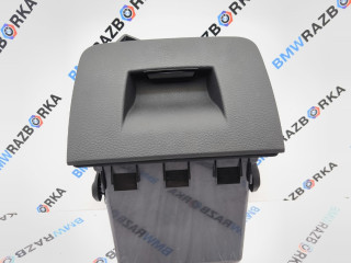 бардачок BMW 4 серия F32/F33 F33 2016, 3.0 л., B58B30, бензин, АКПП, 475, кабриолет, задний привод, 9218529