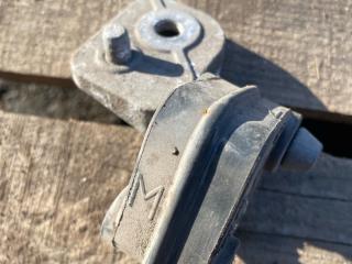 кронштейн глушителя BMW M5 F90 2019, 4.4 л., S63 B44 B, бензин, АКПП, седан, полный привод, 8582060, 8631988, 18308582060