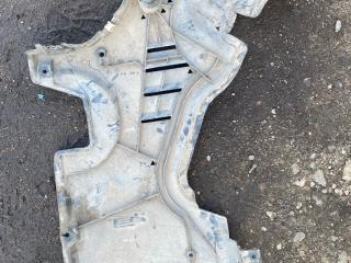 защита топливного бака BMW M5 F90 2019, 4.4 л., S63 B44 B, бензин, АКПП, седан, полный привод, 8060096