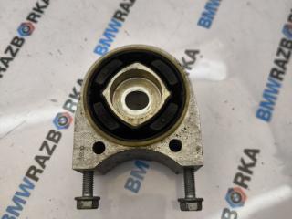 подушка крепления двигателя Porsche Taycan 1 поколение 2022, электро, m7r, седан, полный привод, 9J1399111E