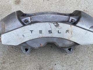 суппорт передний правый Tesla Model 3 1 поколение 2022, электро, задний привод, правый руль, 1044622-00-F, 1044622