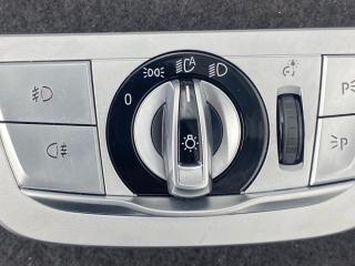 переключатель света BMW 7 серия G11/G12 G11 2017, 4.0 л., дизель, x03 rubin-metallic black, седан, полный привод, 6841891