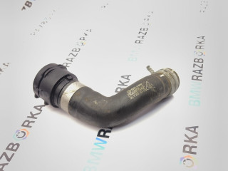 патрубок радиатора Porsche Taycan 1 поколение 2022, электро, универсал, полный привод, правый руль, 9J1121545A