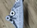 кронштейн (крепление) Mercedes-Benz Sprinter W907/W910 W910 2022, 2.0 л., OM 654.920, дизель, 6МКПП, микроавтобус, передний привод, A6541426400, 6541426400 - фото №3