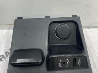 разъем AUX / USB BMW X5 F15 2015, 4.0 л., дизель, АКПП, a96, внедорожник 5 дв., полный привод, 9266607, 9252108