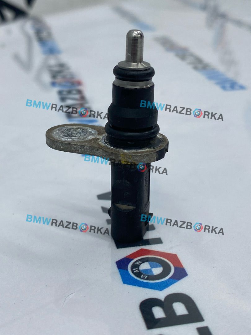 датчик температуры охлаждающей жидкости Porsche Taycan 1 поколение 2022, электро, универсал, полный привод, правый руль, 079919523B - фото №1