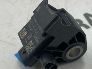 датчик удара Porsche Taycan 1 поколение 2022, электро, седан, полный привод, 4N0959651D, 4N0959651