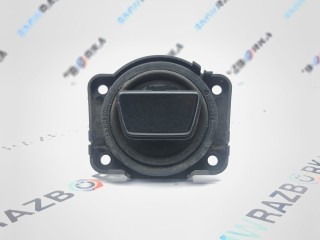 кнопка открытия багажника Porsche Taycan 1 поколение 2022, электро, универсал, полный привод, правый руль, 9J1959539B, 9J1959539