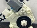 моторчик стеклоподъемника передний правый BMW 7 серия G11/G12 G11 2017, 4.0 л., дизель, x03 rubin-metallic black, седан, полный привод, 7455081 - фото №2