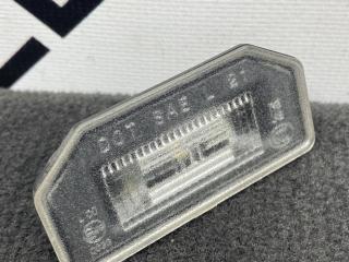 подсветка номера Tesla Model 3 1 поколение 2022, электро, задний привод, правый руль, 1713282-00-A, 1713282