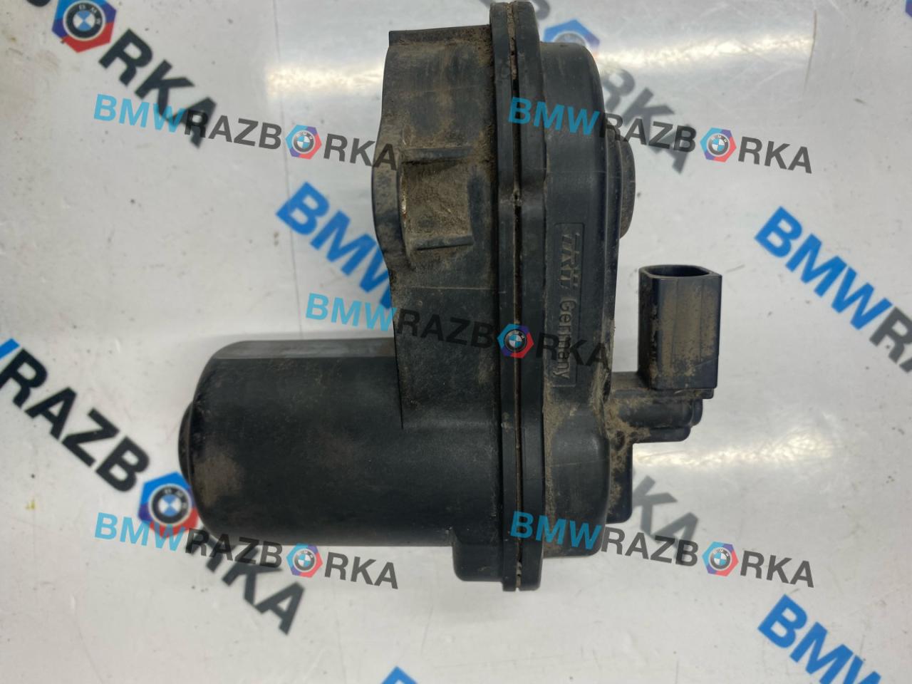 электроручник BMW M5 F90 2019, 4.4 л., S63 B44 B, бензин, АКПП, седан, полный привод, 34216870567, 6870567 - фото №1