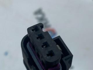 разъем (фишка) проводки Porsche Taycan 1 поколение 2022, электро, седан, полный привод, 4F0973704