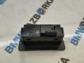 кнопка открытия багажника BMW M3 G80/G81 G80 2023, S58B30A, АКПП, x1e, полный привод, 5A64C25 - фото №2